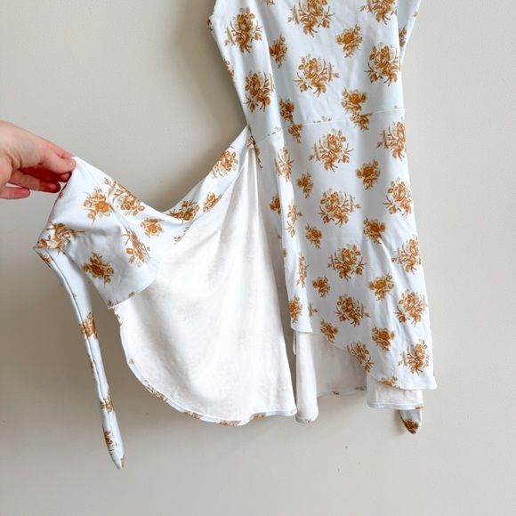 WILFRED • New Saturn Mini Dress in Snowmelt/Maplewood - Picture 7 of 12